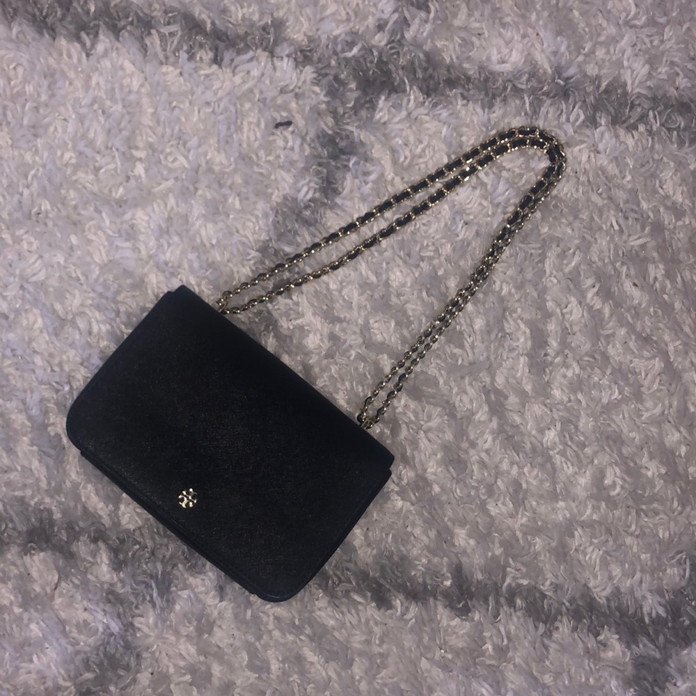 Tory Burch Black Bag With Gold Chain